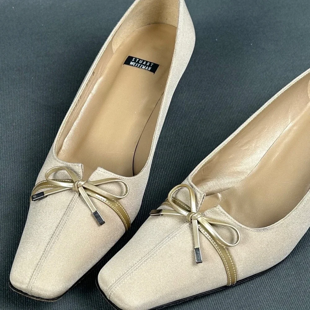 Stuart Weitzman Vintage Beige Satin Square Toe Bow Kitten Heels Pumps 9.5 B